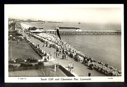 South Cliff And Claremont Pier, Lowestoft / Postcard Circulated, 2 Scans - Lowestoft