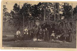 Etats Unis - Floride  -  PIONEER DRESSMAKING AT BURBANK  - Florida  - Edit. F.G.B. WEIHE, OCALA Fla. - Autres & Non Classés