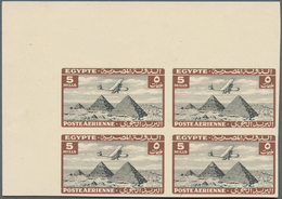 11430 Ägypten: 1933 5 Mills "plane Over Pyramids" Brown/black In A IMPERFORATED BLOCK OF FOUR From The Lef - 1915-1921 Protectorat Britannique