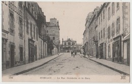 CPA 29 MORLAIX La Rue Gambetta Et La Gare - Morlaix