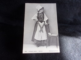 Suisse .Costume Suisse .Soleure . Solothurnertracht .Voir 2 Scans . - Soleure