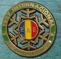 Broche Ronde. Test Internacional,ANDORRA.E.A.E.Diametre 3,7 Cm - Winter Sports