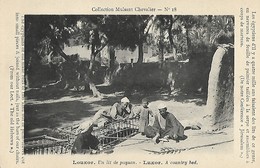 CARTE POSTALE ORIGINALE ANCIENNE : LOUXOR UN LIT DE PAYSAN ANIMEE EGYPTE - Louxor