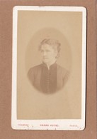 Photo Ancienne CDV Portrait De Femme (Mme Crant ? Fille D'un Sénateur) Chambay, Grand Hotel Paris - Antiche (ante 1900)