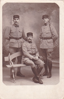 Carte Photo Véritable Ancienne,isere,grenoble,3 Eme Bataillon,dauphiné,milita Ire Français,uniforme,casquet Te,3 Amis - Weltkrieg 1914-18