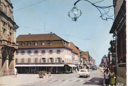 Bühl - Rue Principale - Haupstrasse (Magasin "Baur Walterspiel ", Publicité "UHU", Animation) - Circulé, Date Illisible - Buehl