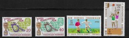 NOUVELLES HEBRIDES N° 235 236 Et 310 311  4 TIMBRES  NEUFS ** VALEUR 8,90 EUROS - Verzamelingen & Reeksen