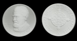 MEDAILLE EN PORCELAINE . KONRAD LORENZ . - Adel