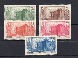 !!! PRIX FIXE : CAMEROUN, SERIE BASTILLE N°192/196 NEUVE ** - Unused Stamps