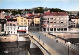 88-EPINAL- LA MOSELLE ET LA PLACE DES VOSGES - Epinal