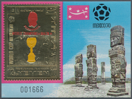 23240 Jemen - Königreich: 1970, Football World Championship Mexico Investment Lot Of 1.800 Imperf. Gold Fo - Yémen