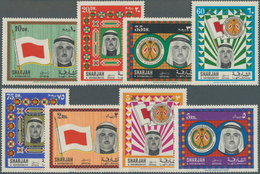 24024 Schardscha / Sharjah: OFFICIALS: 1968, Sheikh Khalid, Flag And Coat Of Arms Complete Set Of Eight Va - Sharjah