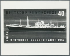 25517 Thematik: Schiffe-Handelsschiffe / Ships-merchant Ships: 1904/1984 (approx), Various Countries. Accu - Altri & Non Classificati