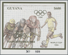 25622 Thematik: Sport-Radsport / Sport-cycling: 1993, Guyana. Set Of 100 GOLD Souvenir Sheets And 100 SILV - Wielrennen