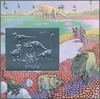 25690 Thematik: Tiere-Dinosaurier / Animals-dinosaur: 1993, Guyana. Lot Of 100 SILVER Dinosaur Blocks Cont - Preistorici