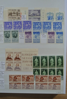 27013 Italien: 1950-1986. Extensive MNH Engros Lot Italy 1950-1986 In 2 Stockbooks, Inlcluding Better Issu - Marcophilie