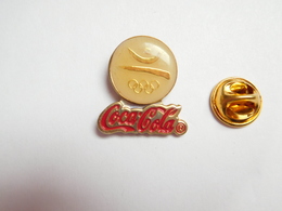 Beau Pin's , Coca Cola Et Les JO Jeux Olympiques Barcelone 92 - Coca-Cola