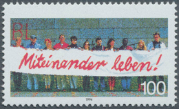 20908 Bundesrepublik Deutschland: 1994: 100 Pf Miteinander Leben, Farben Gelborange (Landesname) Und Rötli - Other & Unclassified