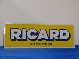 Plaque Métal "RICARD" 2018. - Plaques En Tôle (après 1960)