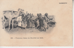 Delcampe - DJIBOUTI - Femmes Issas Du Marché Au Bois  PRIX FIXE - Dschibuti