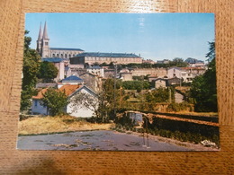 D 79 - Mauléon - Vue D'ensemble, L'église Et La Ville - Mauleon