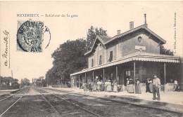 Meximieux       01      Intérieur De La Gare        (voir Scan) - Zonder Classificatie