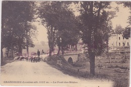 GANDRIEUX SAINT AMANS    Le Pont Des Mèdes - Gandrieux Saint Amans