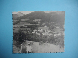 PHOTOGRAPHIE  MIEUSSY - 74 - Vue Du Village - Vallée Du Giffre  -  1961   -  8,7 X 10,8  Cms  -  Essonne - Mieussy