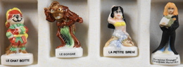 Lot De 4 Fèves Différentes - En Très Bon Etat - Characters