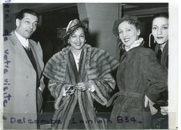 - Photo De Presse - Original, Serge LIFAR, Maria MONTES, Lisette DORSONVAL, Départ Orly, Pour L'Italie, TBE, Scans. - Beroemde Personen