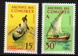 COMORES N° 33 / 34 X Embarcations Trace De Charnière Sinon TB - Zonder Classificatie