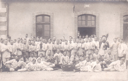 CARTE PHOTO,allemagne,germany,hesse,KONIGSTEIN,KOENIGSTEIN,caserne,CAMP,PRISONNIER FRANCAIS,CORVEE PATATE,PRISONNIERS - Guerre 1914-18