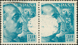 741 1949. º 1049(2). 30 Cts Azul, Pareja. Variedad FALTA DE IMPRESION PARCIAL. MAGNIFICA. - Other & Unclassified