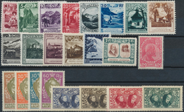 29776 Liechtenstein: 1915/1944, Steckkartenlot Mit U.a. Thronbesteigung 1928, Freimarken 1930, Acht Serien - Briefe U. Dokumente