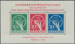 30093 Bundesrepublik Und Berlin: 1948/1955, Gemischt Geführte Sammlung Der Beiden Gebiete Auf Vordrucken, - Verzamelingen