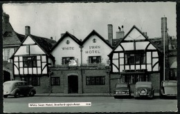 RB 1203 -  Real Photo Postcard - White Swan Hotel & Cars - Stratford-upon-Avon Warwickshire - Stratford Upon Avon