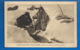 CANADA - MISSIONS D'EXTREME NORD - FRERES À LA PECHE SOUS LA GLACE (OBLATS) - PECHE FRUCTUEUSE - Autres & Non Classés