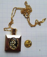 Pendentif Chaine Bijou Fendi Miniature Parfum - Accessoires