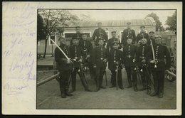 1915 (2.10.) Metz, Briefstempel Fussartl. Ers. Regt. 12 Auf S/ W.-Foto-Feldpost-Ak.: Gruppenfoto Artilleristen - I. Welt - Autres & Non Classés