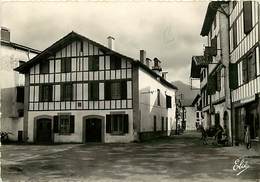 - Dpts Div.-ref-X293- Pyrenees Atlantiques - Espelette - Maisons Basques - Batiments Et Architecture - - Espelette