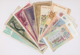 10db-os Vegyes Külföldi Bankjegy Tétel, Közte Jugoszlávia, Bulgária, Szovjetunió és Szlovénia T:III,III-
10pcs Of Variou - Non Classificati