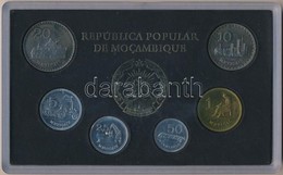 Mozambik 1980. 50c-20M (6xklf) Forgalmi Sor Dísztokban T:1,1-
Mozambique 1980. 50 Centavos - 20 Meticais (6xdiff) Coin S - Non Classés
