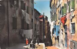 06-NICE- UN COIN DE LA VIEILLE VILLE - Life In The Old Town (Vieux Nice)