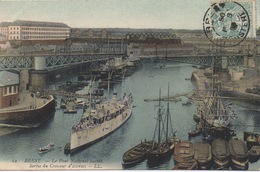 CPA 29 BREST Le Pont National Ouvert , Sortie Du Croiseur D'Estrées 1905 - Brest