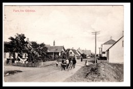 DD2988  DENEMARKEN  PARTI FRA GILLELEJE STREET SCENE   POSTCARD - Danemark