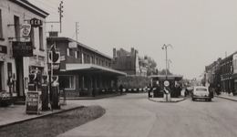 Quiévrain Gare Routière - Agence De  Douane - Pompes à Essence - Quievrain