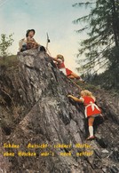 Climbing Children - Bergsteigen