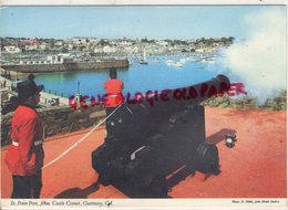 ROYAUME UNI- ILES DE LA MANCHE- GUERNSEY- ST PETER PORT FROM CASTLE CORNET - CANON - Guernsey