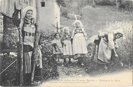 SAINT ALBAN DES VILLARDS (73) Types De Femmes En Costumes Du Pays Gros Plan - Other & Unclassified