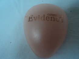 YVES ROCHER " COMME UNE EVIDENCE" PARFUM CREME  TRES BON ETAT  LIRE ET VOIR!! - Miniatures Femmes (sans Boite)